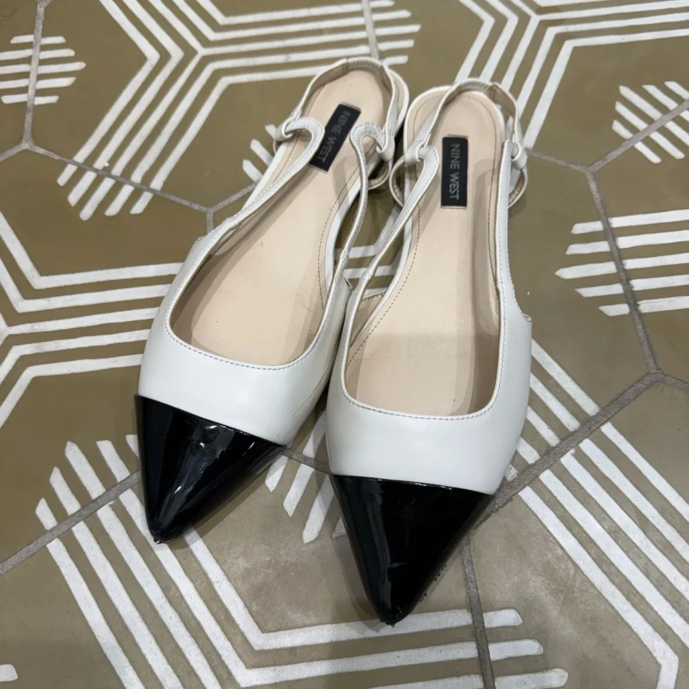 Nine West White and Black Pointed Slingback Flats - Picture 2 of 4
